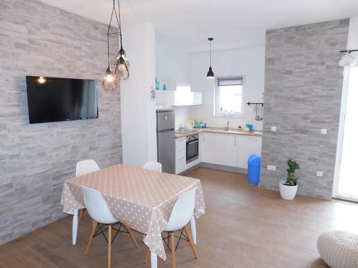 Apartmán Apartman Karmen Tučepi Exteriér fotografie